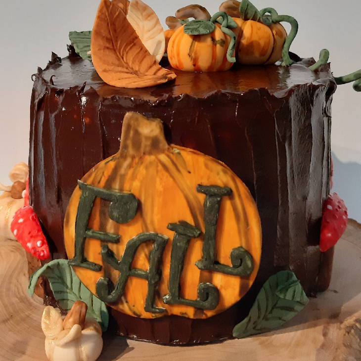 Moggs & Co - Luxury bespoke cakes and cupcakes handbaked in Kirkcaldy, Fife by Heather Parr. Suitable for weddings, celebrations and birthdays.