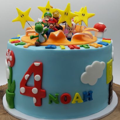 Moggs & Co - Luxury bespoke cakes and cupcakes handbaked in Kirkcaldy, Fife by Heather Parr. Suitable for weddings, celebrations and birthdays.